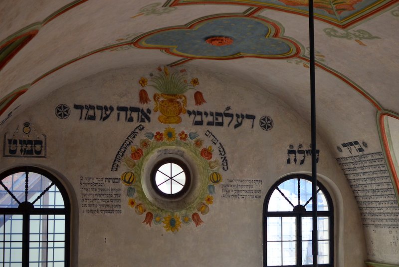 Interiér synagogy II.